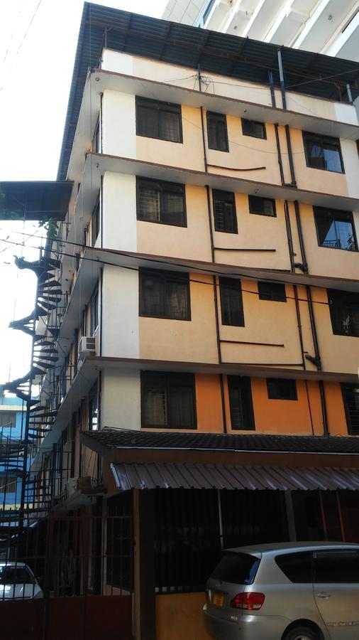 Safari Inn Dar es Salaam Eksteriør billede